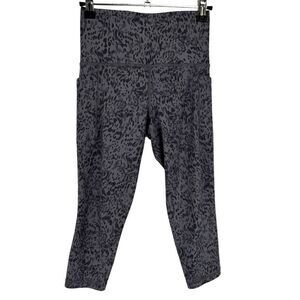 Athleta SALUTATION STASH POCKET II CAPRI LEOPARD Gray Lavender XSP